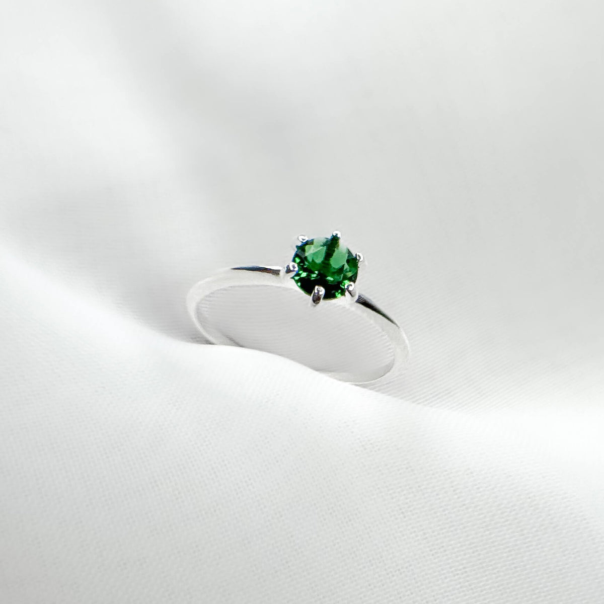 Anel Solitário 6 Garras Colorido Verde