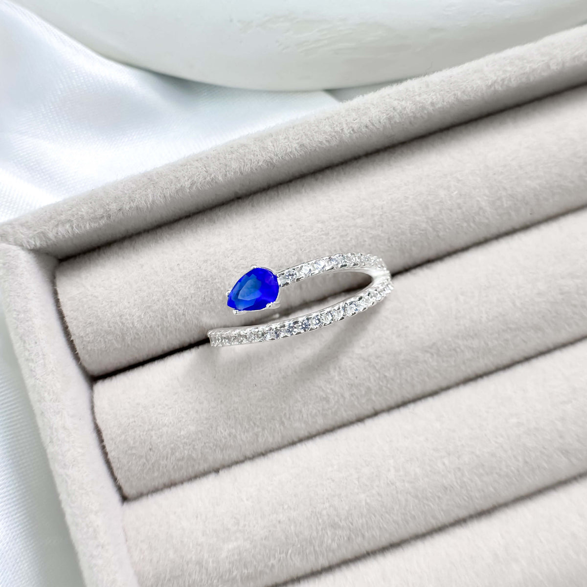 Anel Ponta Gota Azul Escuro