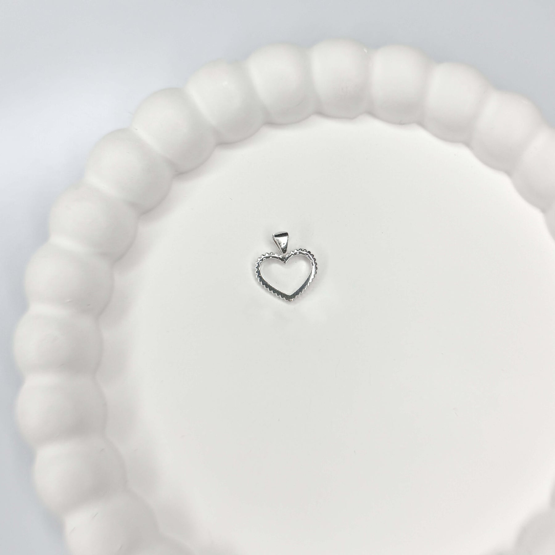 Pingente Coração Vazado Pontas