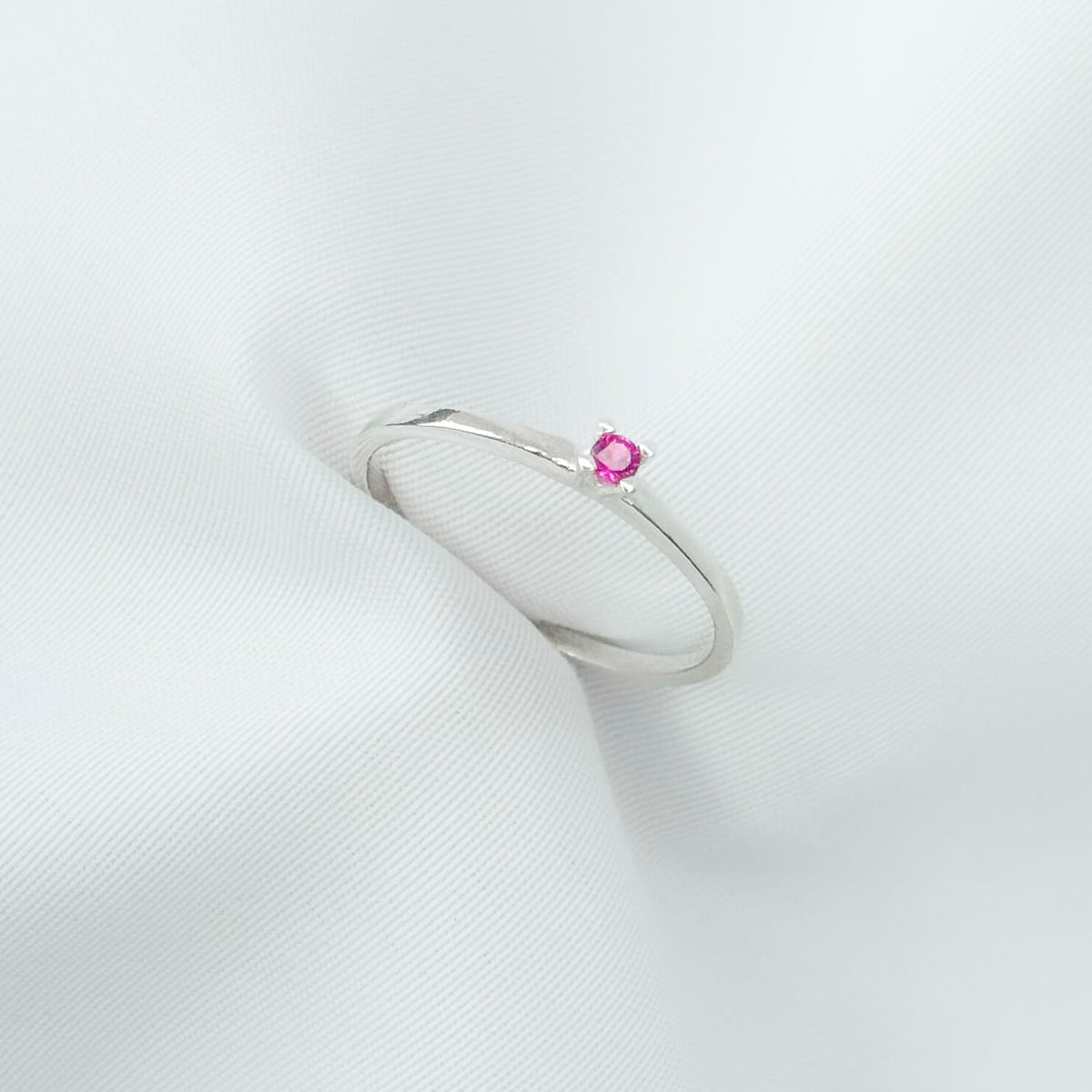 Anel Solitário Tradicional Fino Rosa